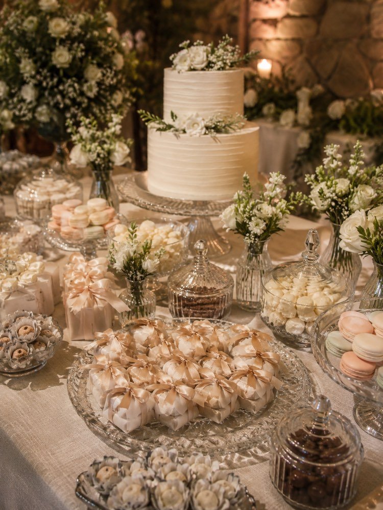 Tavolo dei Dolci e Bomboniere del Matrimonio